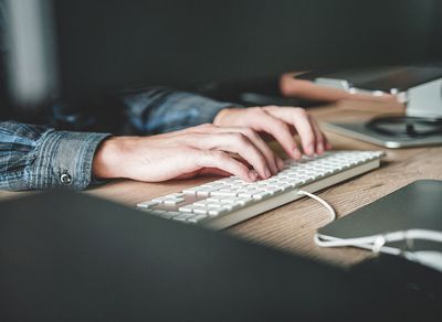 뷰티 브랜드 디자이너 신입